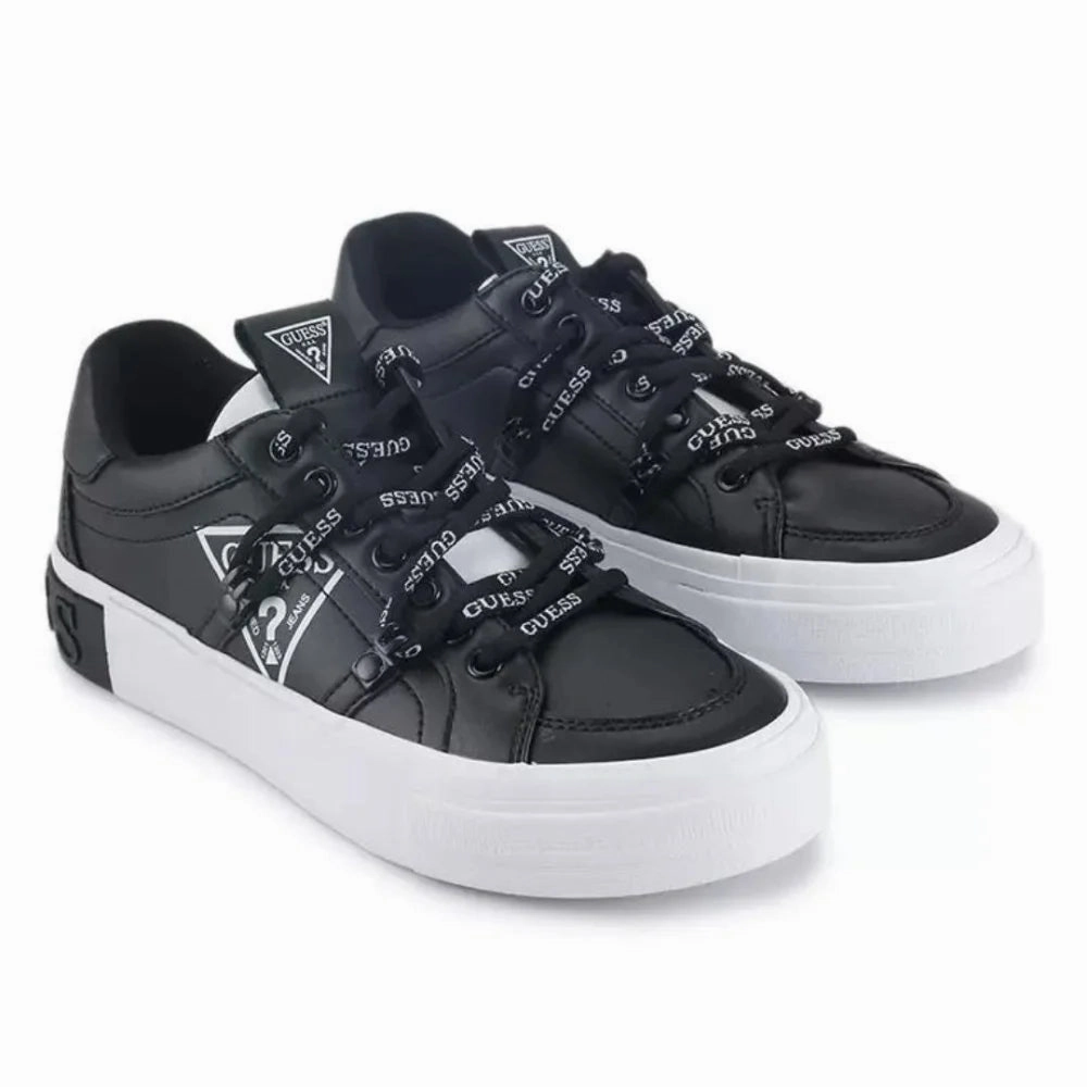 GUESS Hilson Sneakers Women - BLK Business Casual Sneakers