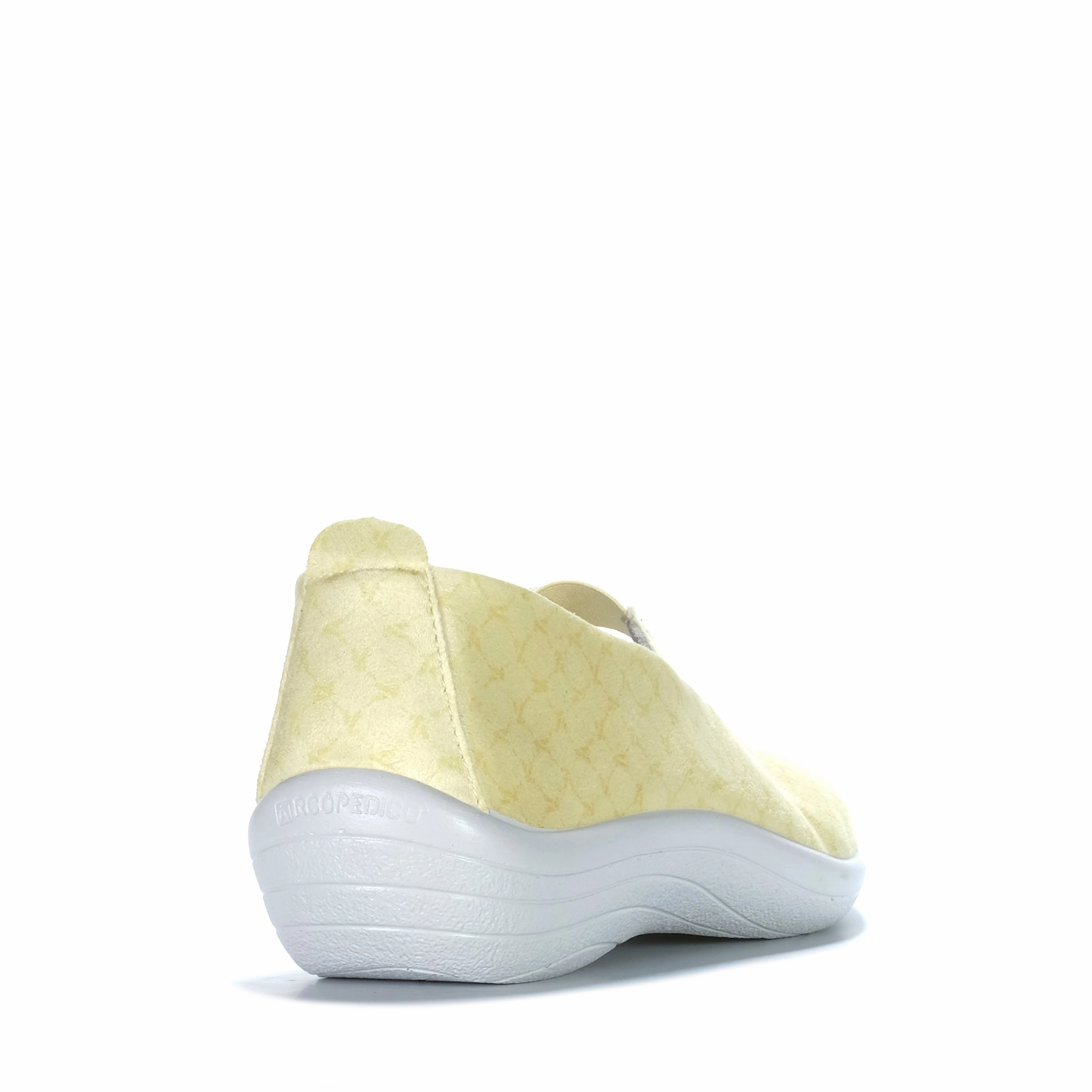 Arcopedico Itatiaia Cabrera Beach Citric Lightweight Walking Shoes