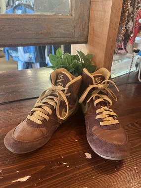 Asics Gel Nimbus 15 Running Shoe Nike Greco Supreme Wrestling Shoes (Size 6)