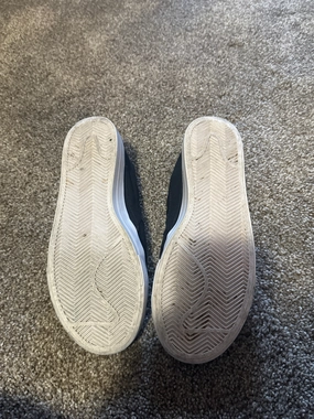 Women's Nike slip on Shows-worn only a couple - Shoes: 6 (Adult) Asics Gel Contend Running Shoe