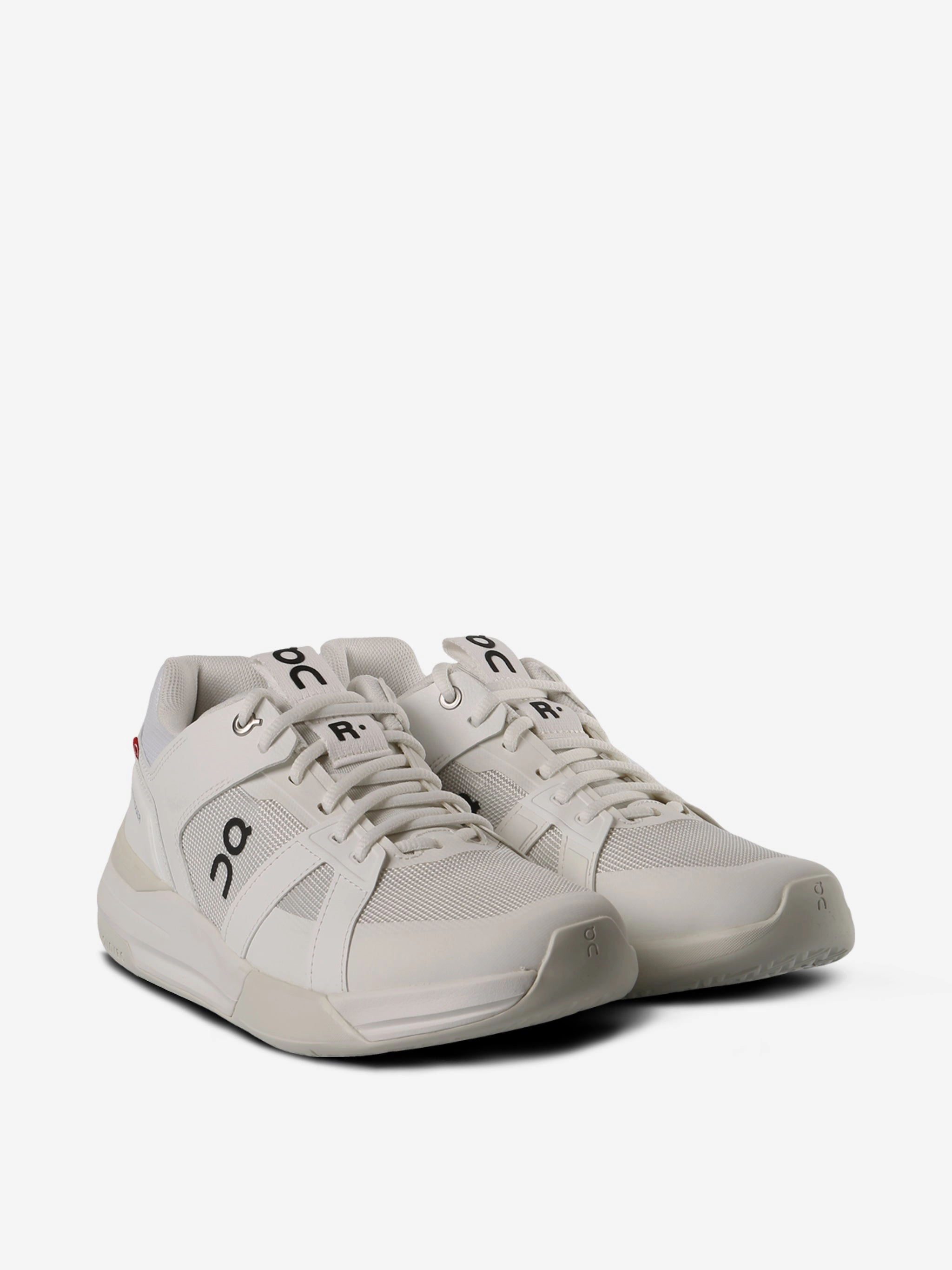 ON RUNNING - Women The Roger Clubhouse Pro Running Shoes Vs Trail Runners