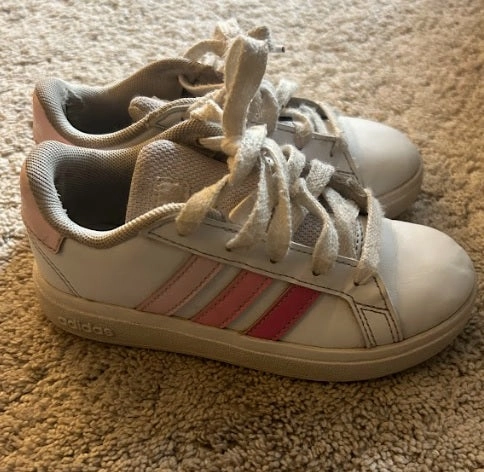 Adidas Italian Shoes Adidas Pink Fair Condition - Shoes:          11 (Little Kid)