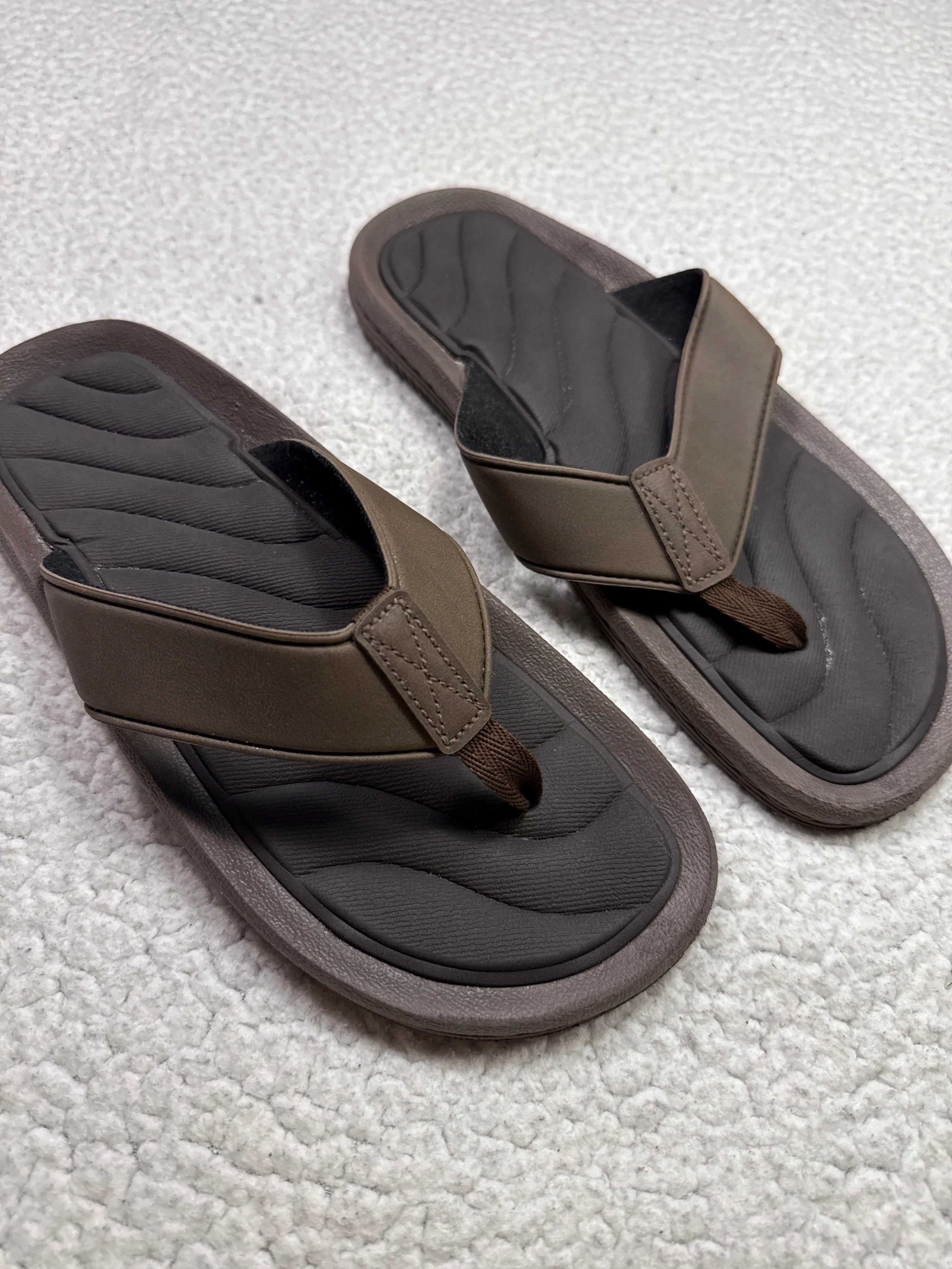 Sas Shoes Sandals Brown flip flop sandals 9 - Shoes: 9 (Adult)