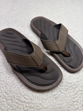 Brown flip flop sandals 9 - Shoes: 9 (Adult) Ron White Sandals