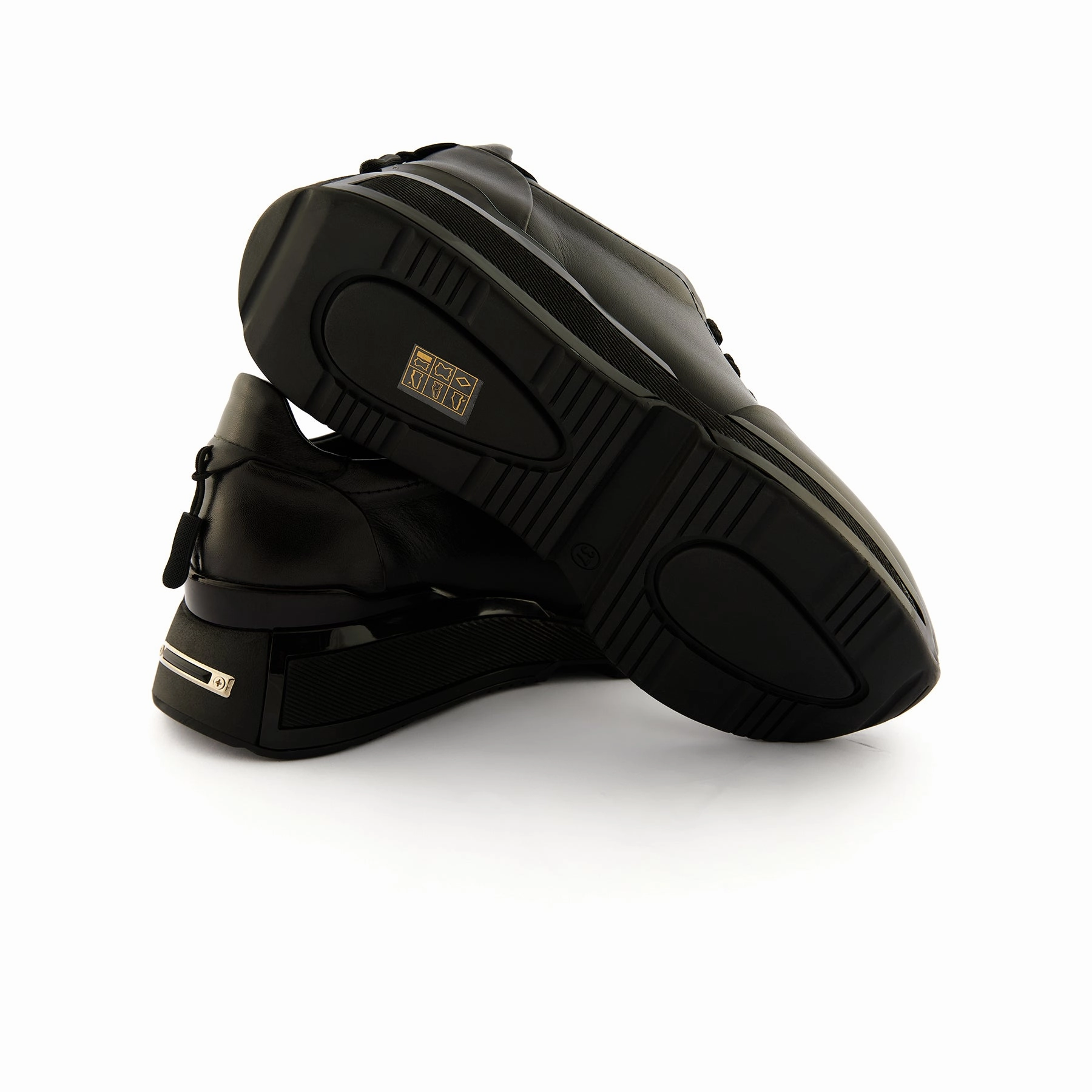 Koio Sneakers Women's Black Handmade Calf Leather Sneakers W5037