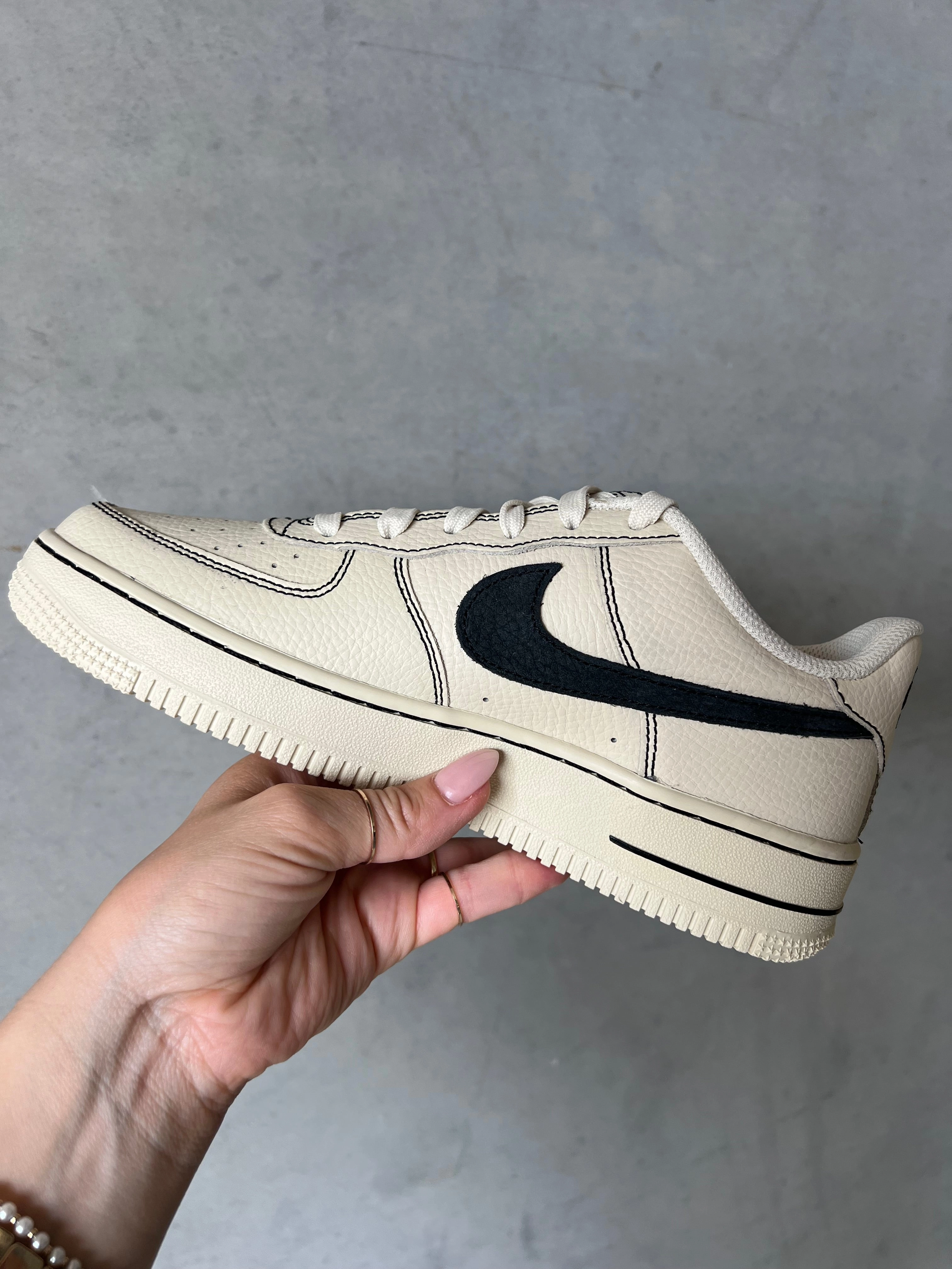 VINTAGE Swarovski Womens Air Force 1 Low Shoes Adidas Adifom Q Shoes