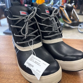 XTRATUF - Women's 6" Legacy Lace Boots: Black-women-9 Work Shoes Waterproof