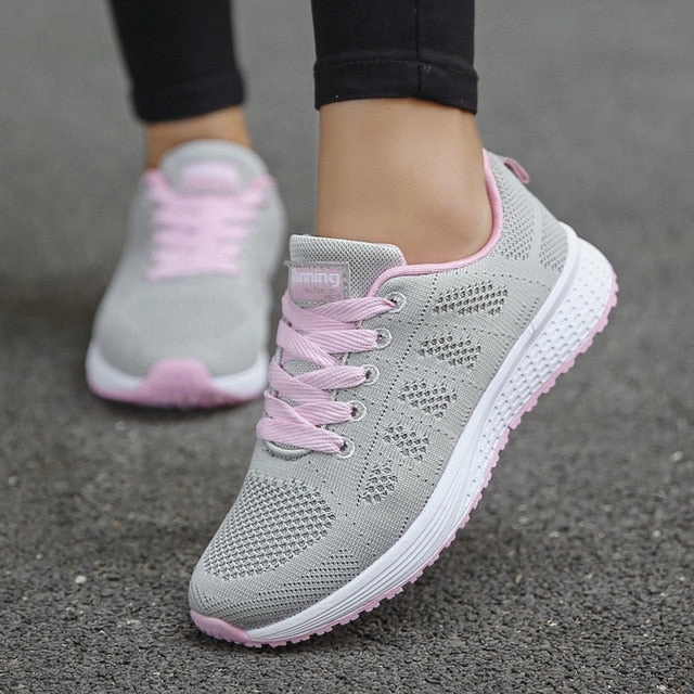 Women Casual Shoes Fashion Breathable Walking Mesh Flat Shoes Woman White Sneakers Women 2020 Tenis Feminino Female Shoes Flat Shoes Strength Training