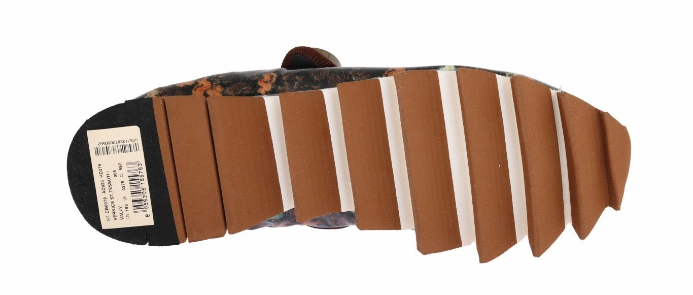 Brown Patent Leather Ballerina Shoes Flat Tire Shoe Meaning