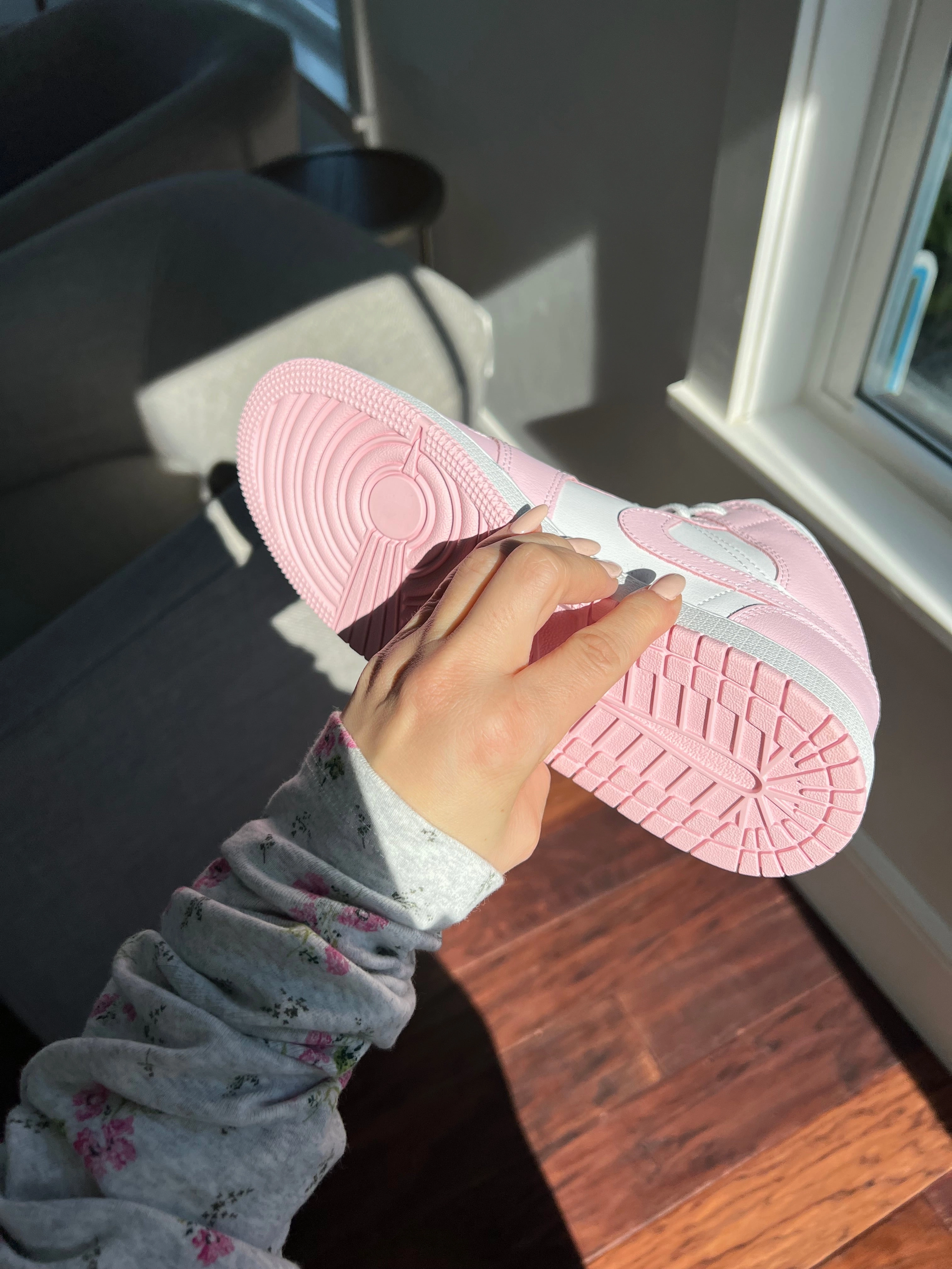 Adidas Forum Bold Shoes SIZE 6.5 Pink Swarovski Womens Air Jordan 1 Mid Shoes