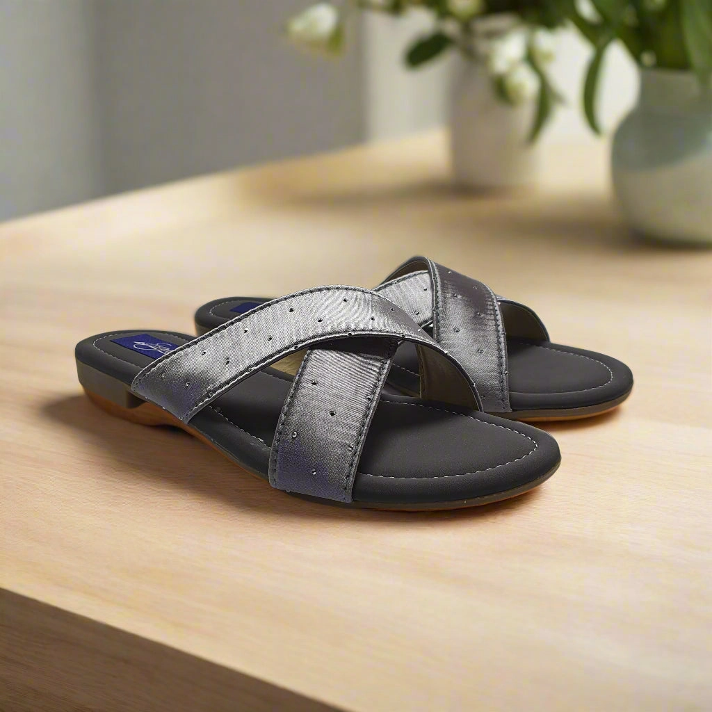 Inexpensive Running Shoes For Flat Feet Grey | Flat Slippers for women