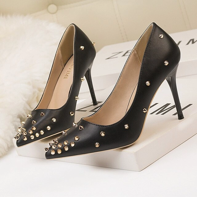 Skater Shoes. Fashion Women Pumps Rivet Sexy Women High Heel Shoes