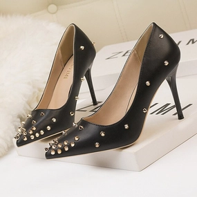 Fashion Women Pumps Rivet Sexy Women High Heel Shoes Court Graffik Se Skate Shoe