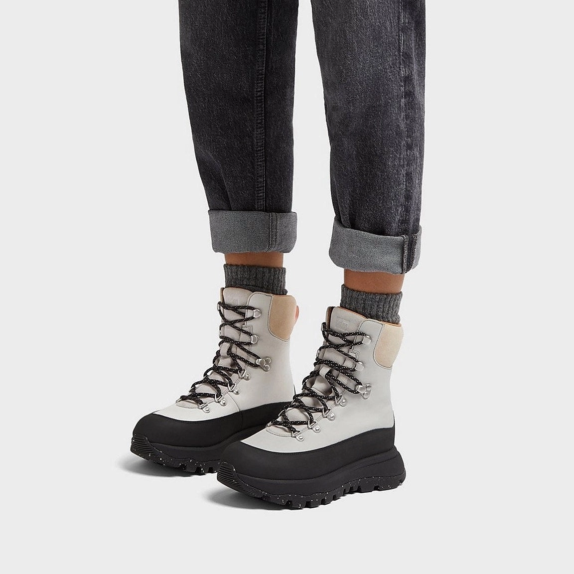 Slip-on Shoes Waterproof FitFlop Women NEO-D-HYKER E01 Walking Boot US 8 EU 39 White Black Waterproof NIB