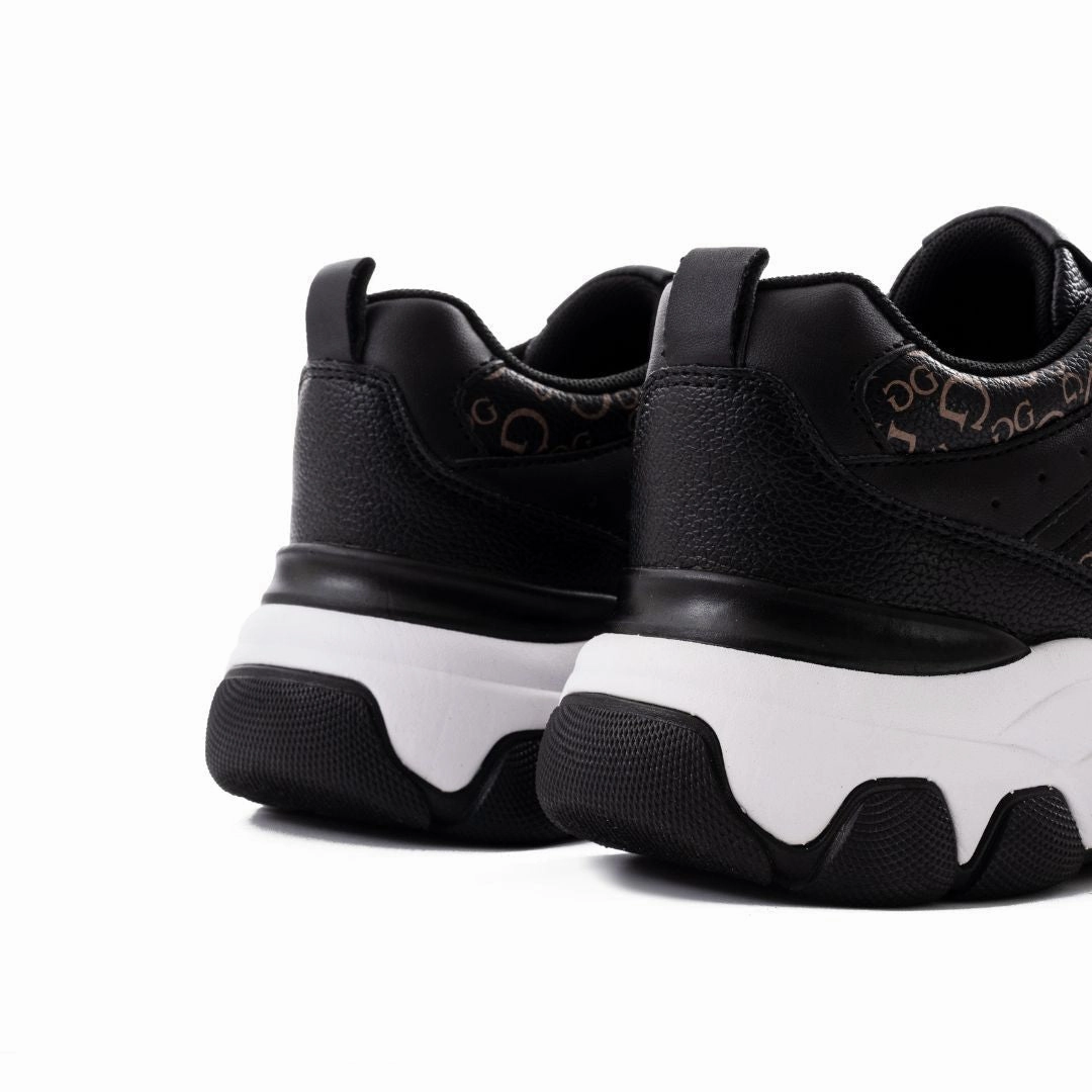 Basketball Sneakers For Flat Feet GUESS Aydens Sneaker Women - BLK