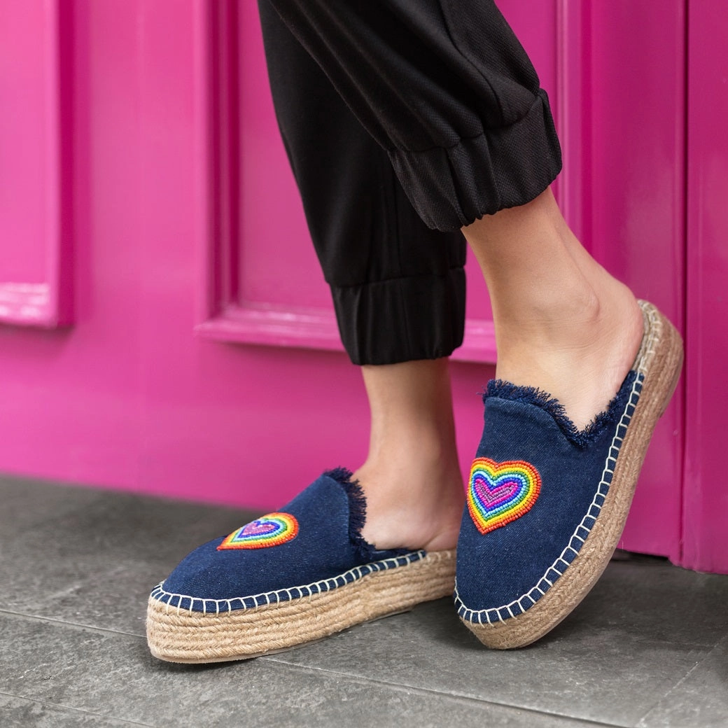 Valentino Garavani Rockstud Leather Espadrille Wedge Sandals HeartBeat Espadrilles Dark denim Platforms