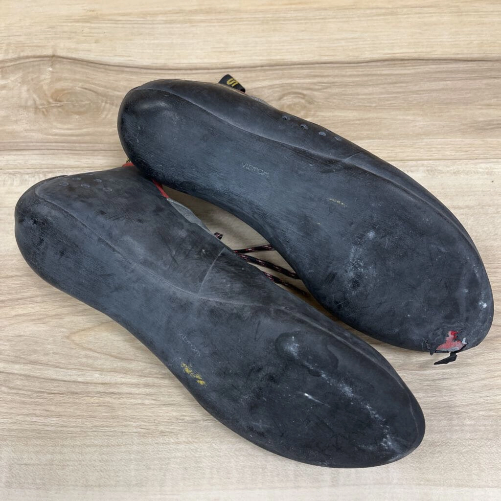 Tarantulas Climbing Shoes La Sportiva - Nago Climbing Shoes - MSRP $99: Grey / Red / Black-unisex-M8.5 / W9.5