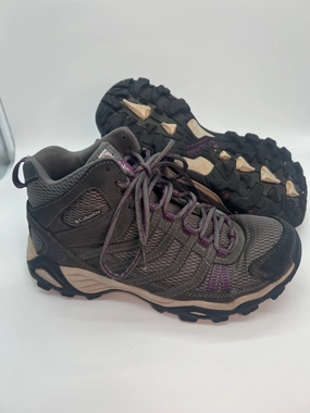 Columbia Hiking Shoes Grey and Purple - Shoes: 8 (Adult) Best Hiking Shoes For Dolomites
