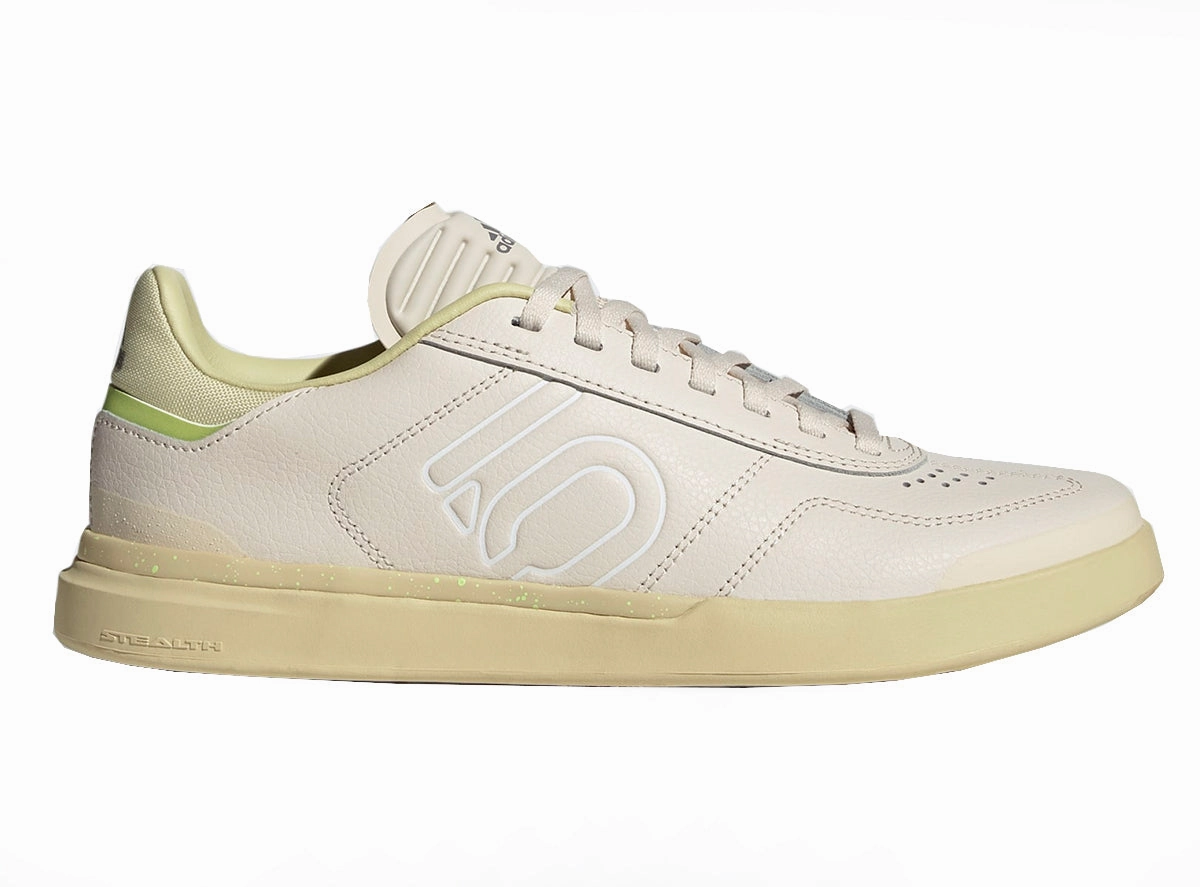 Climbing Shoe Sizes Conversion Five Ten Sleuth DLX Flat Pedal Shoe - Womens - Wonder White-White-Sandy Beige - 2022