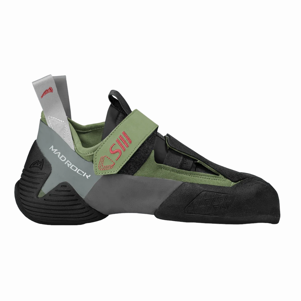 Aggressive Vs Non Aggressive Climbing Shoes Mad Rock Shark III LV Climbing Shoes