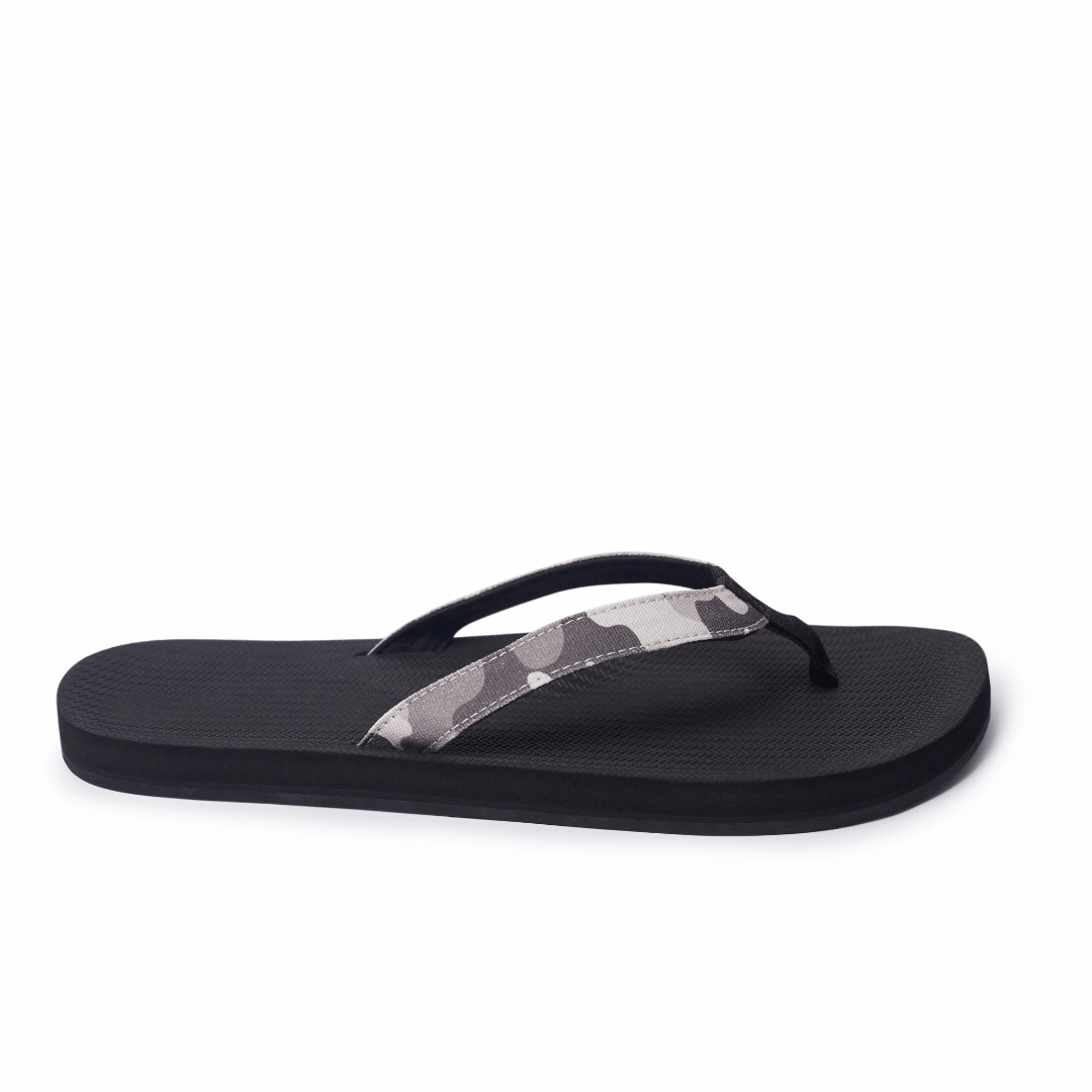 Mens Flip Flops Camo - Black/White Camo Flip Flops With Bows On Top
