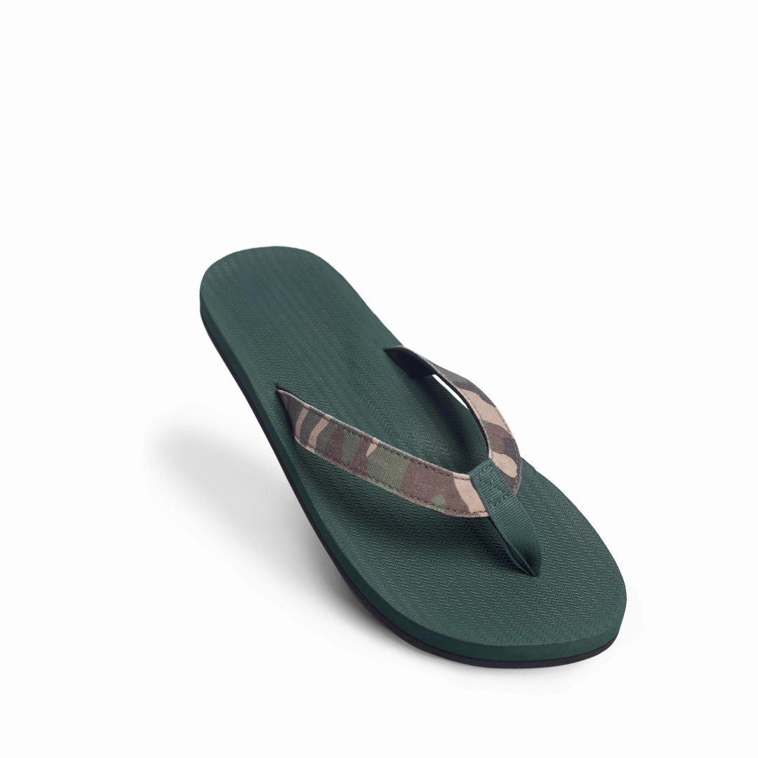 Flip Flops Reef Bottle Opener Mens Flip Flops Camo - Leaf/Camo Regular