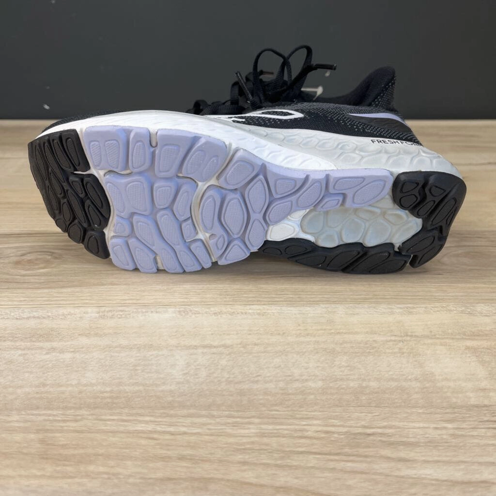 New Balance - Women's Fresh Foam 880 Running Shoes - MSRP $180: Black-women-W6 Running Shoes To Support Ankles