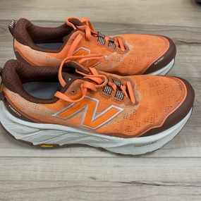 Trail Running Shoes Buying Guide New Balance- Woman's Hierro v9 Trail Shoe- MSRP $190 : orange -women-8