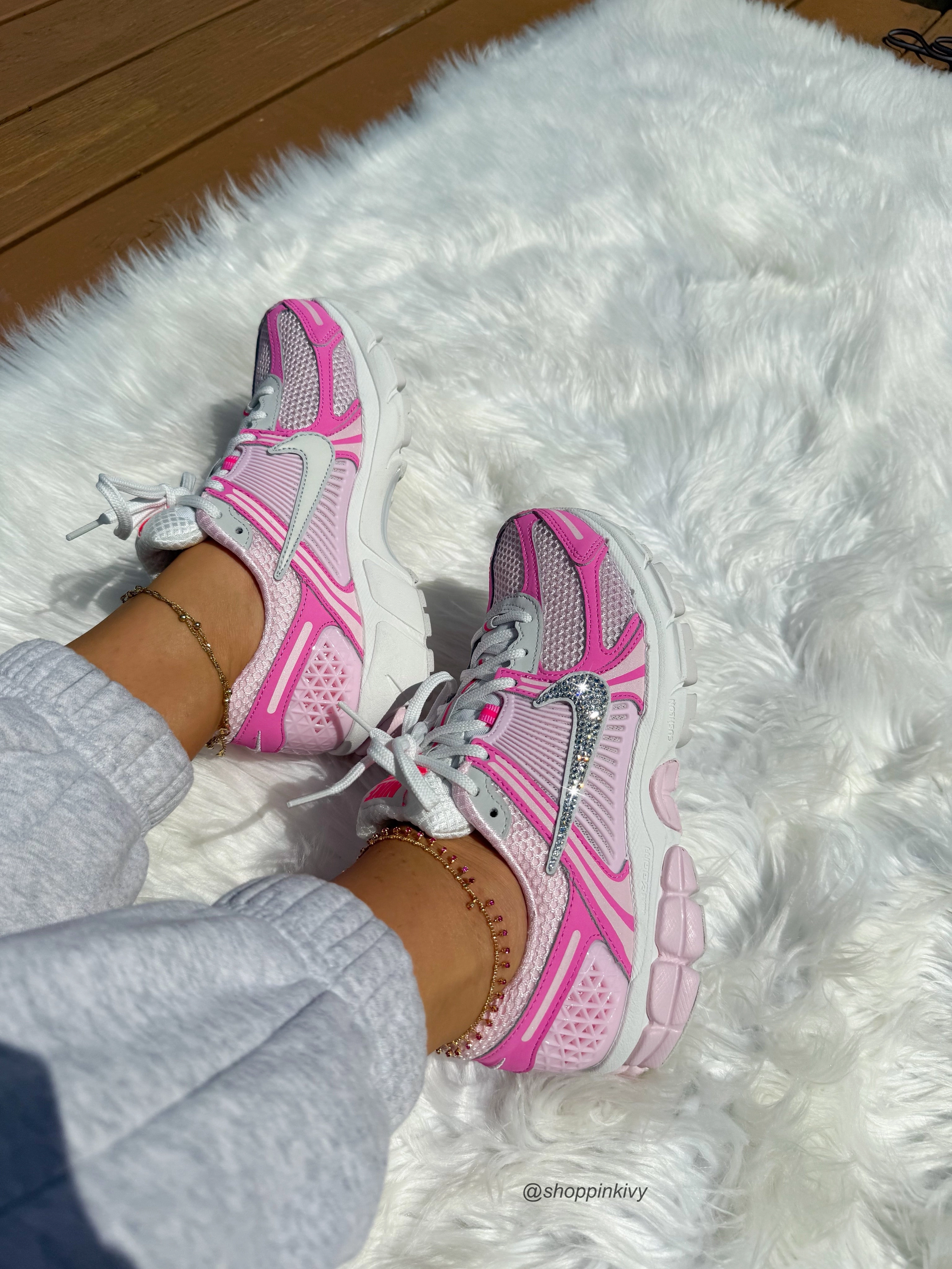 Asics Aqua Shoes New Bubblegum Hot Pink Swarovski Women Nike Vomero 5