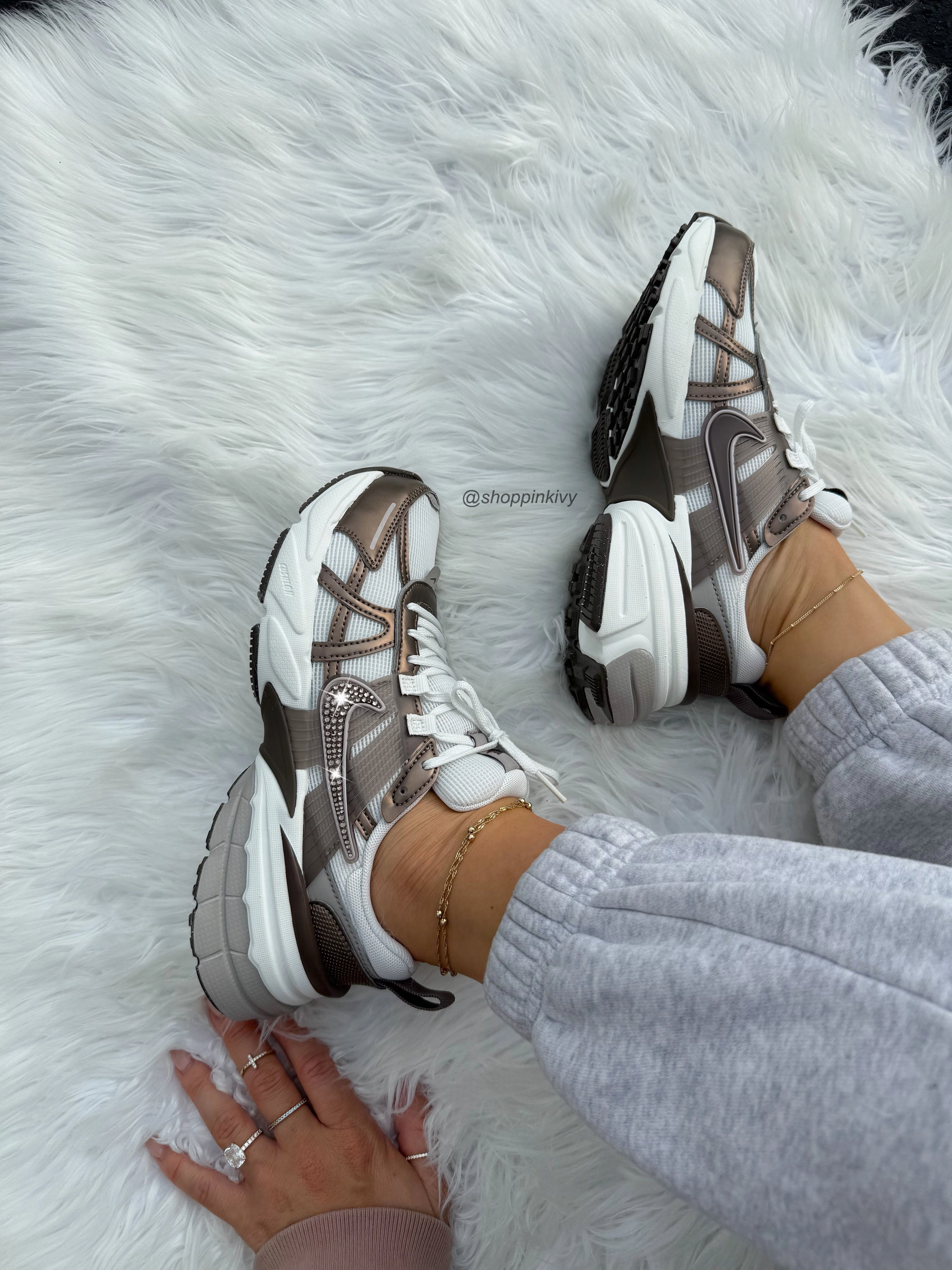 NEW FallBrown Swarovski Womens Nike Shoes Adidas Running Shoes Performance Comparison