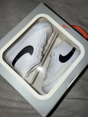 Designer Asics Shoes NEW Nike Infant shoes Brand new in box 2 (Infant Shoe)