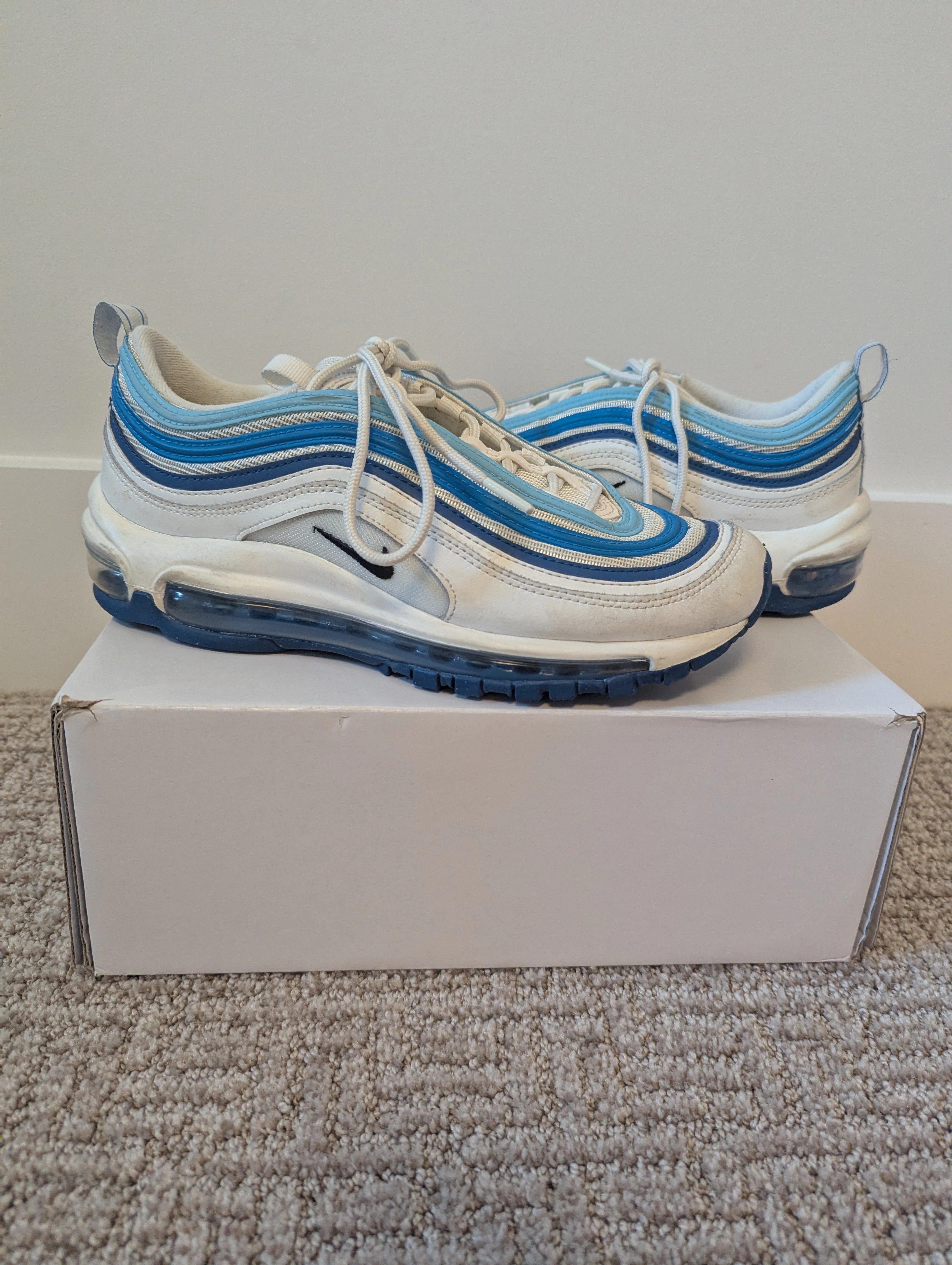 Nike Air Max 97 Girls 5.5, great condt. - Shoes: 5.5 (Big Kid) Asics Shoes Price India
