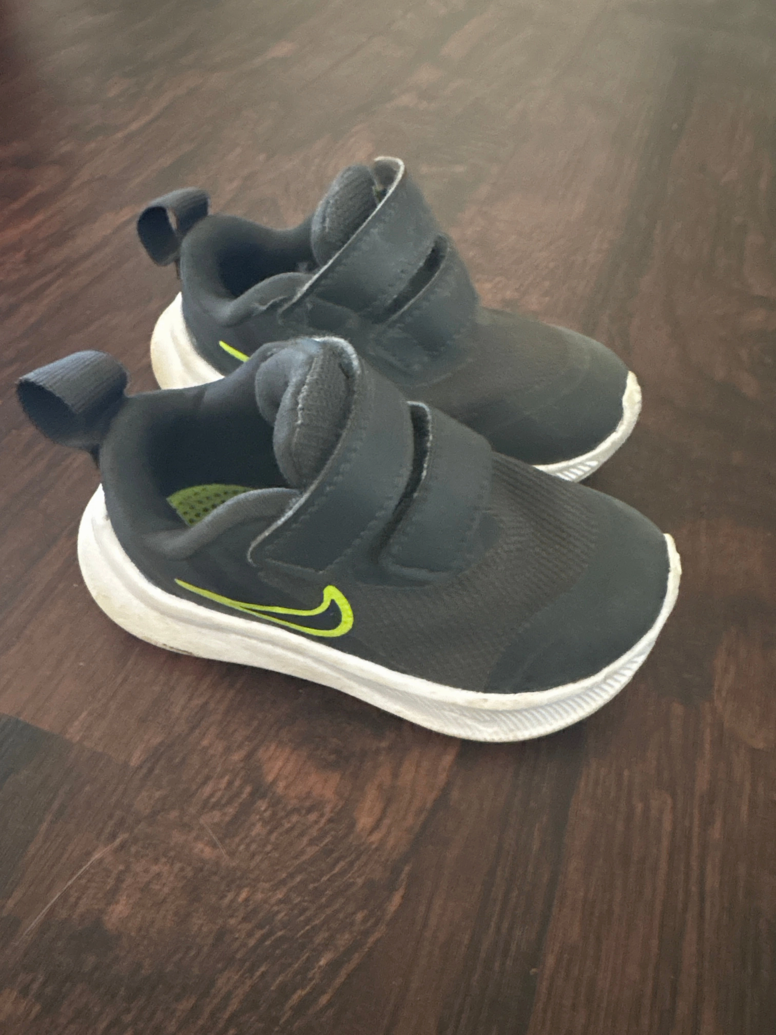 Nike shoes - Shoes:                4 (Toddler) Asics Lightweight Stability Running Shoes