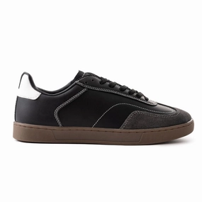 Shoes Flat Lay ZARA Retro Leather Sneakers 2246-320-BLK