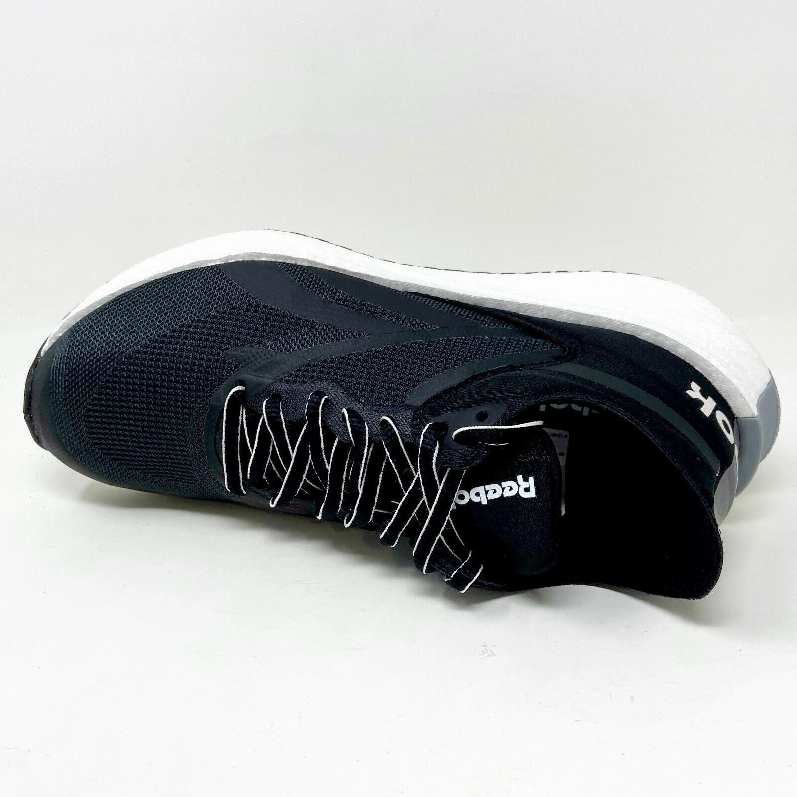 Questar Running Shoes Reebok Floatride Energy Symmetro Black White Womens Size 8 Running Shoes FW7704