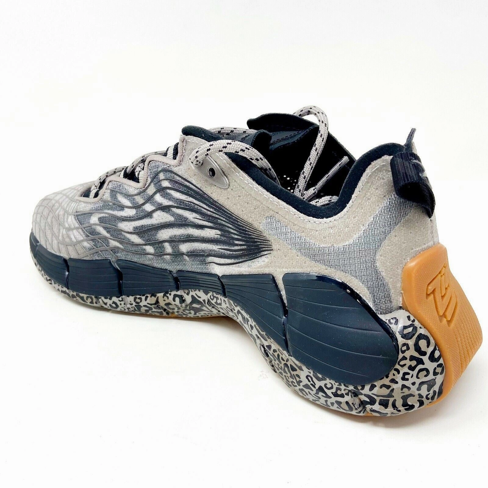 Initiator Running Shoe Reebok Zig Kinetica II Grey Core Black Womens Shoes Running Sneakers FY7061