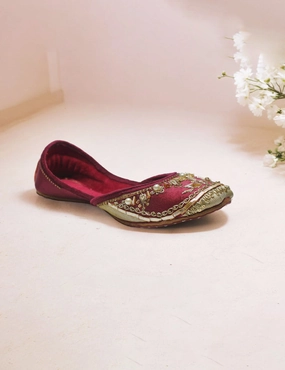 Maroon Fancy Khussa for women Skate Shoes Half Cab