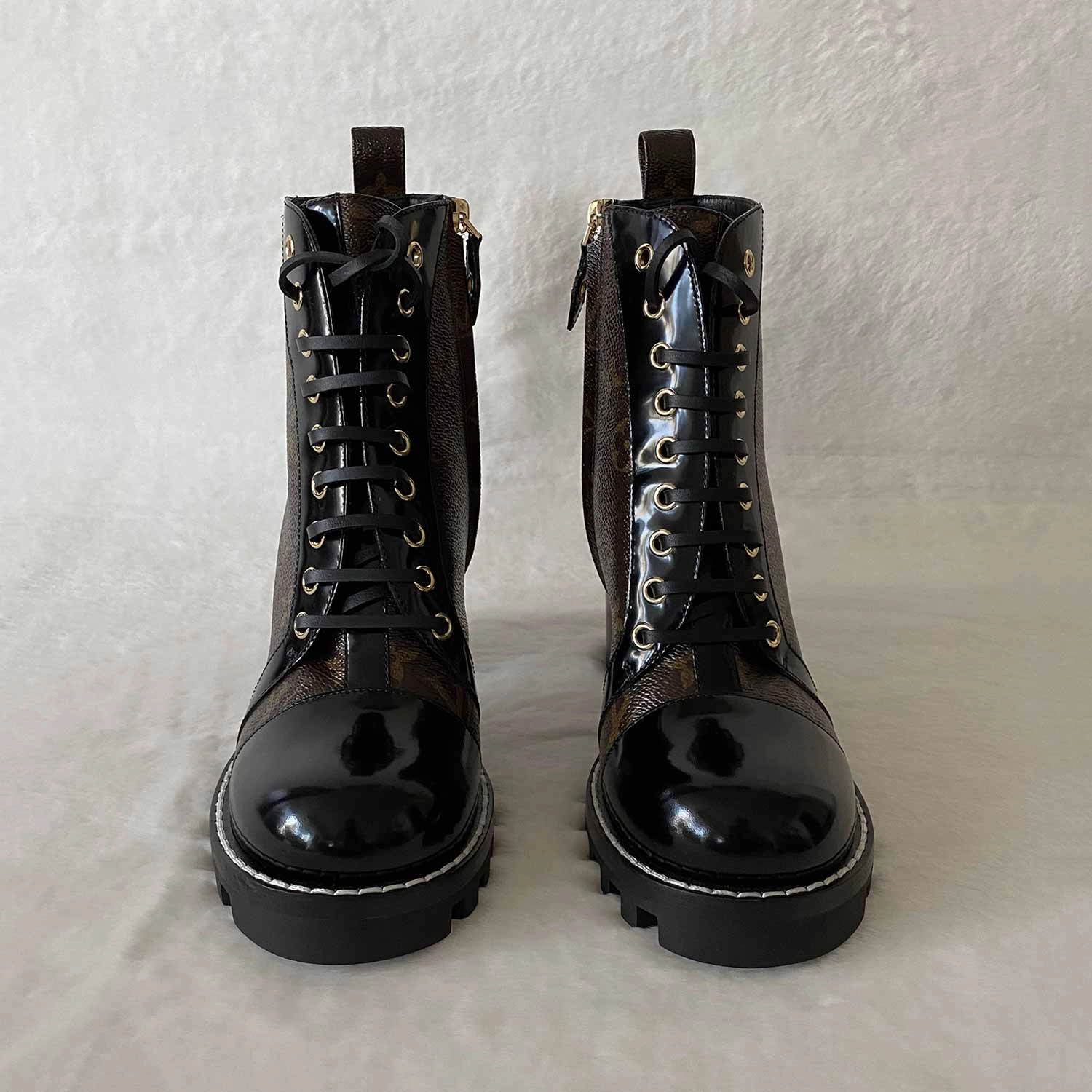 Louis Vuitton Star Trail Ankle Boot Light Trail Hiking Shoes