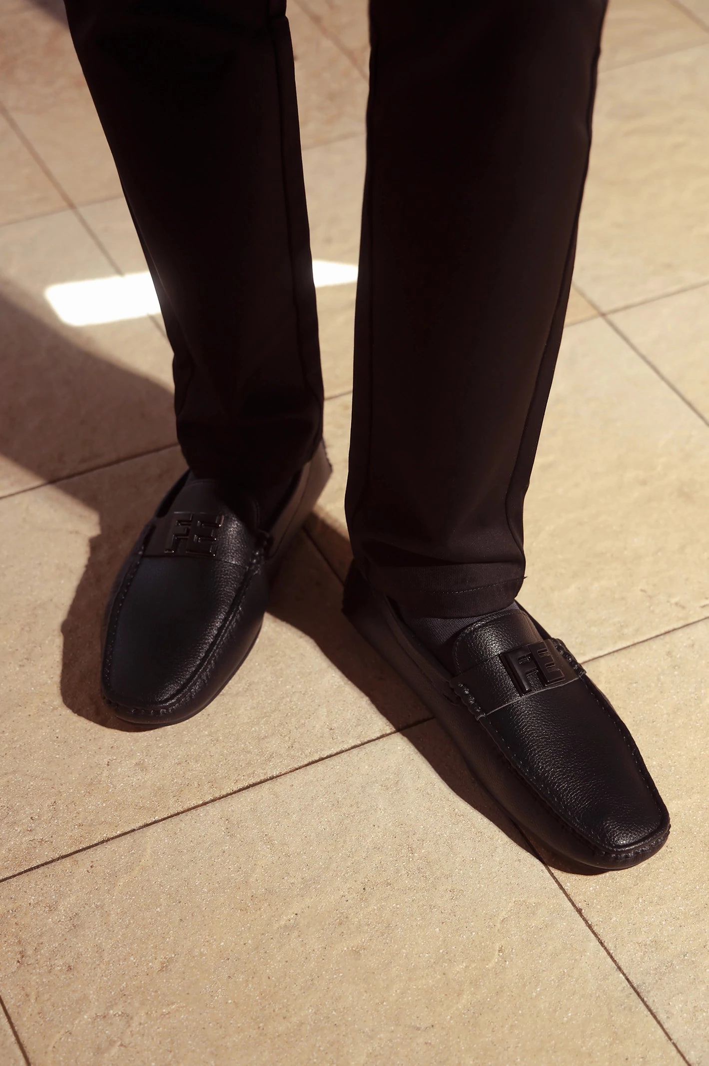 Air Max Estrea Casual Shoes Black Casual Moccassins Shoes