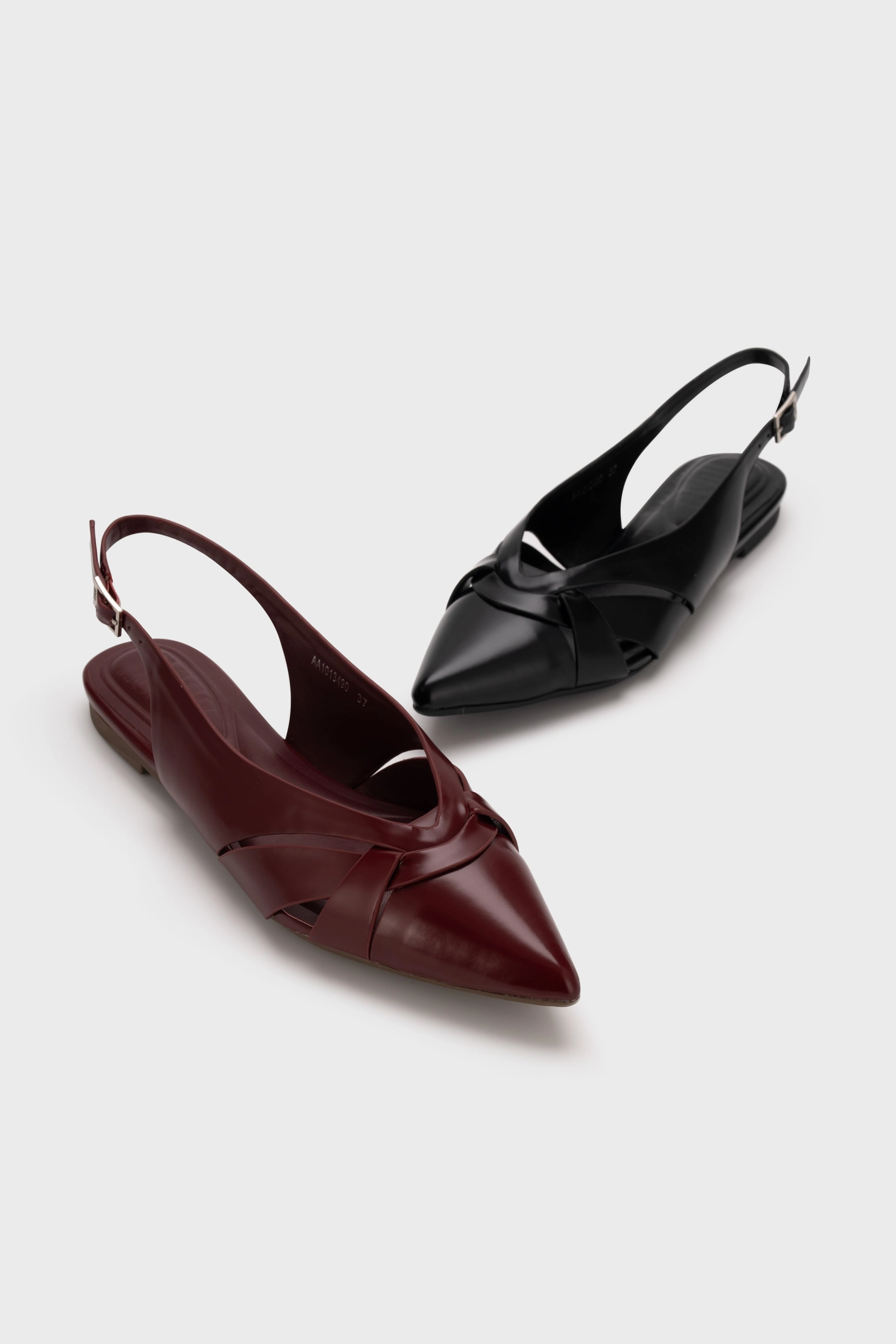 Flat Feet Shoes Reddit STRAPPY POINTED TOE SLINGBACK FLATS