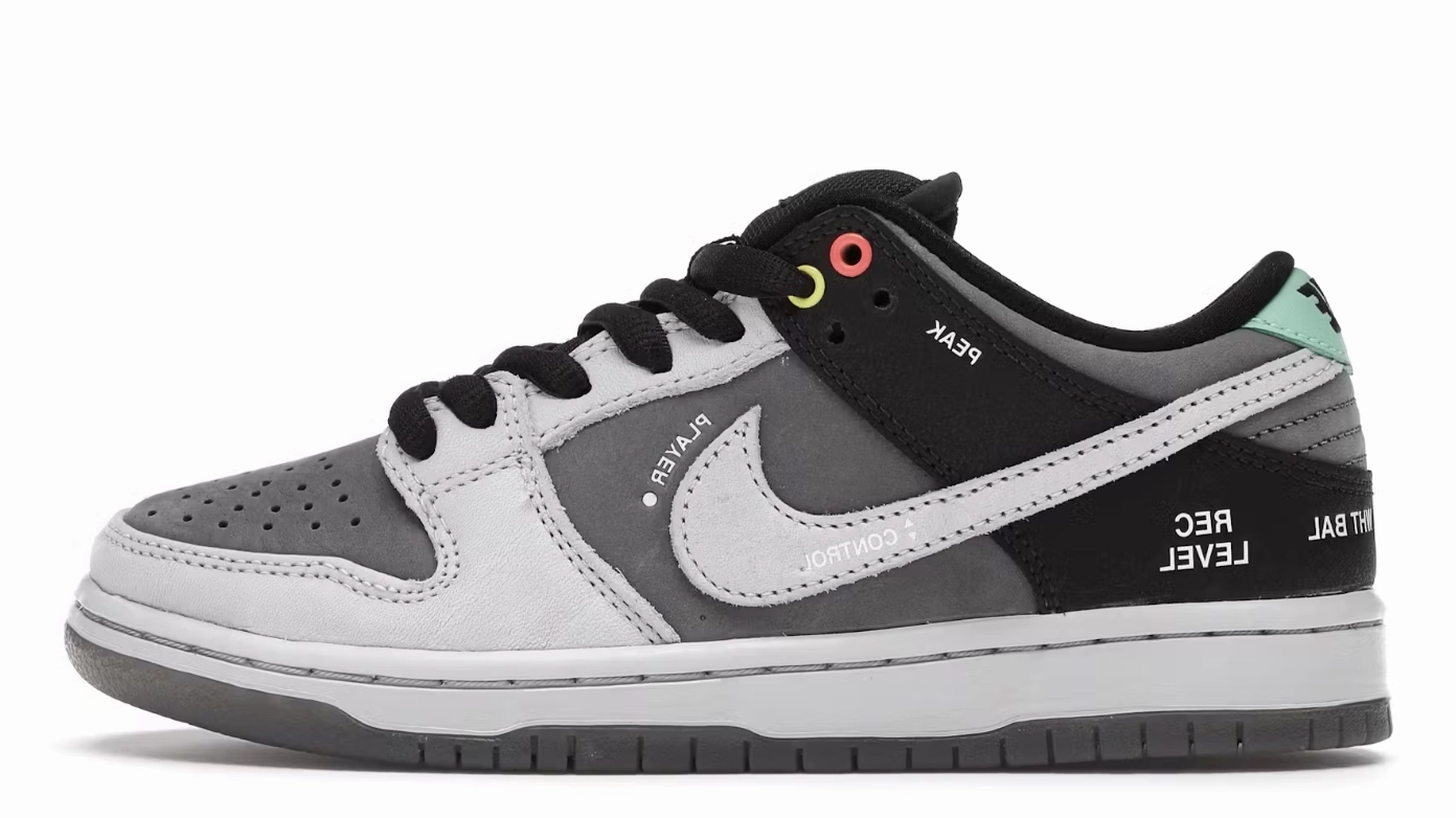 Asics Discontinued Shoes Nike SB Dunk Low VX1000