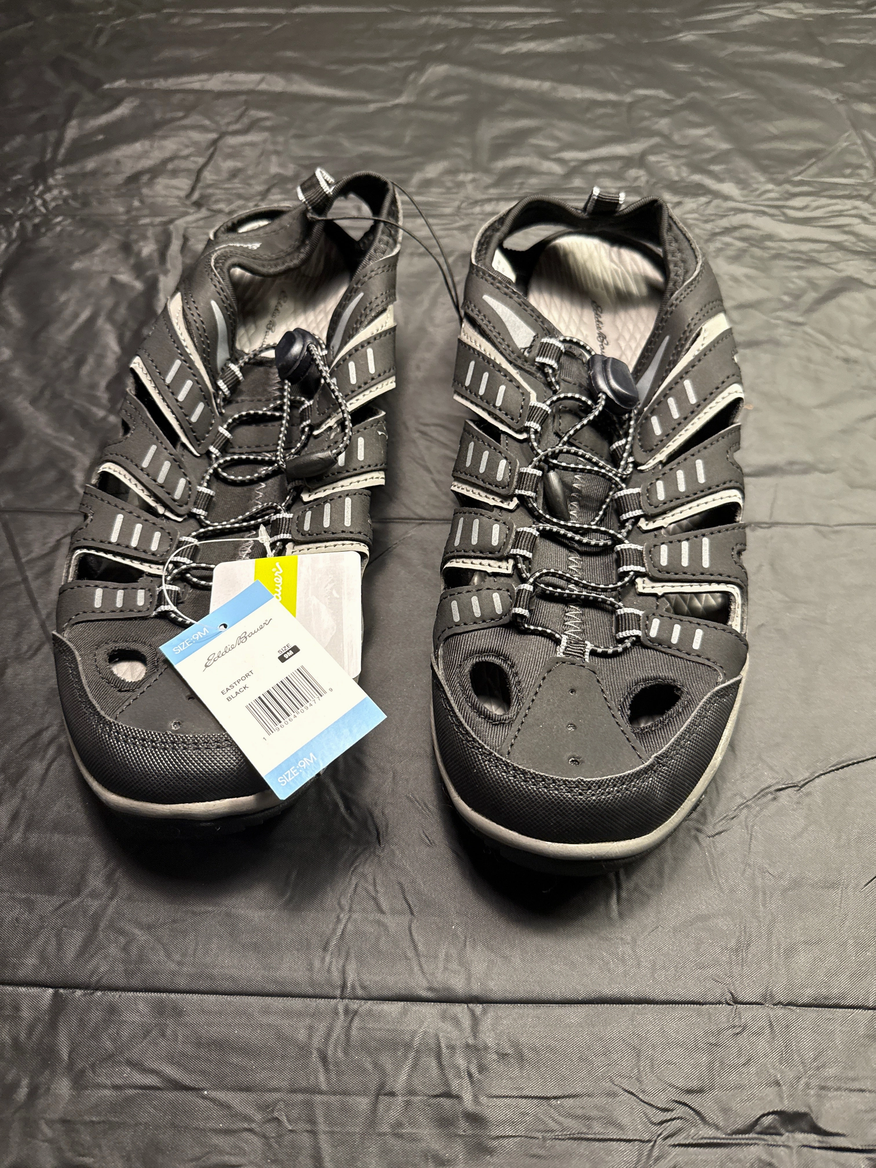 Black sandals 8 NEW! - Shoes: 8 (Adult) Sandals For Couples Only