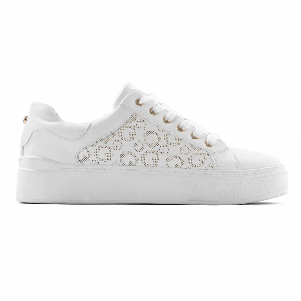 Comfortable Fashion Sneakers GUESS Rumble Sneakers Women - WHT