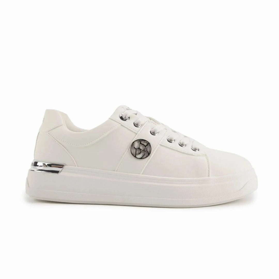 U.S. POLO ASSN. ALSO 4PR Sneakers Women - WHT Sneakers In Dryer