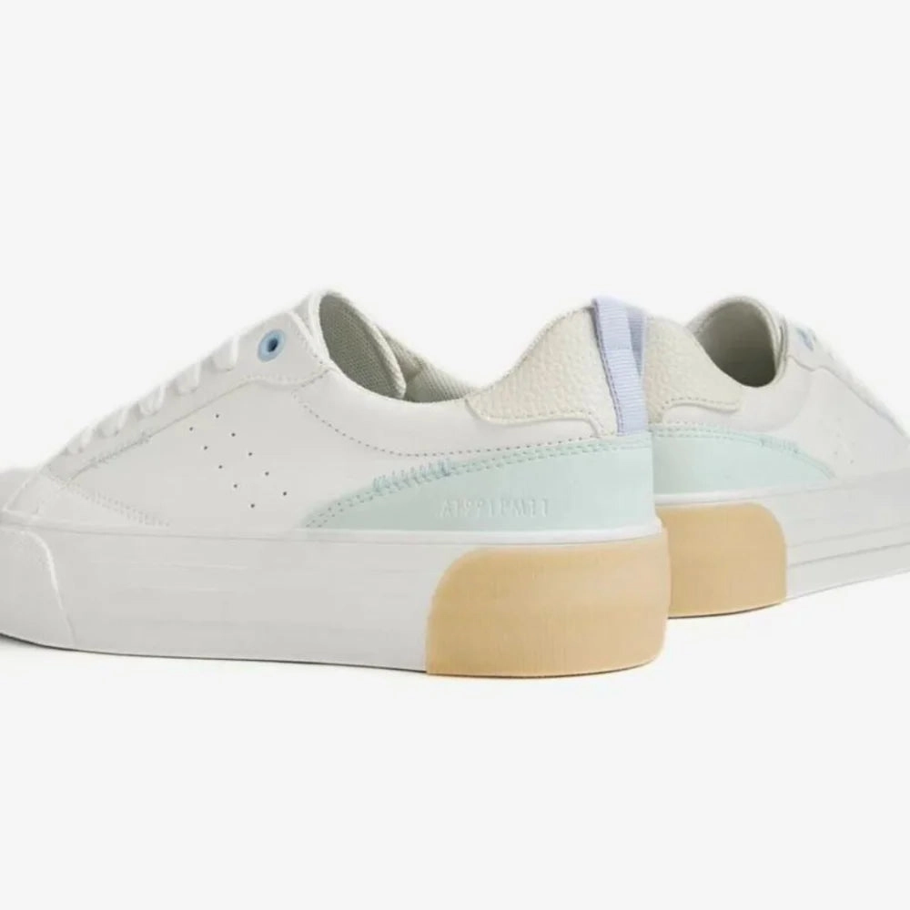 Bershka Flatform Sneakers Women 1493-860-001-WHT Valentine Sneakers 2025